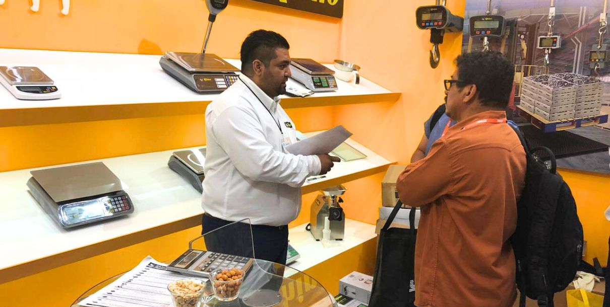 Guía del distribuidor en la industria alimentaria mexicana: Seleccionando con éxito la maquinaria Rhino
